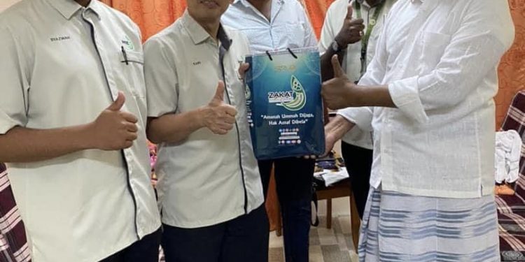 30 DISEMBER 2023 – HUSSAIN PASEMBUR KING PADANG KOTA BAYAR ZAKAT PERNIAGAAN