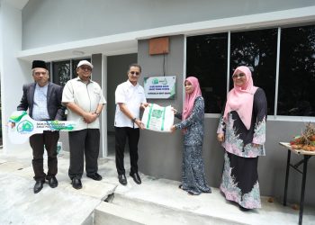 14 OGOS 2024 – LAWATAN DAN PENYERAHAN REPLIKA KUNCI SKIM PROJEK BAIK PULIH & BINA RUMAH SKIM INAPAN KASIH ZPP
